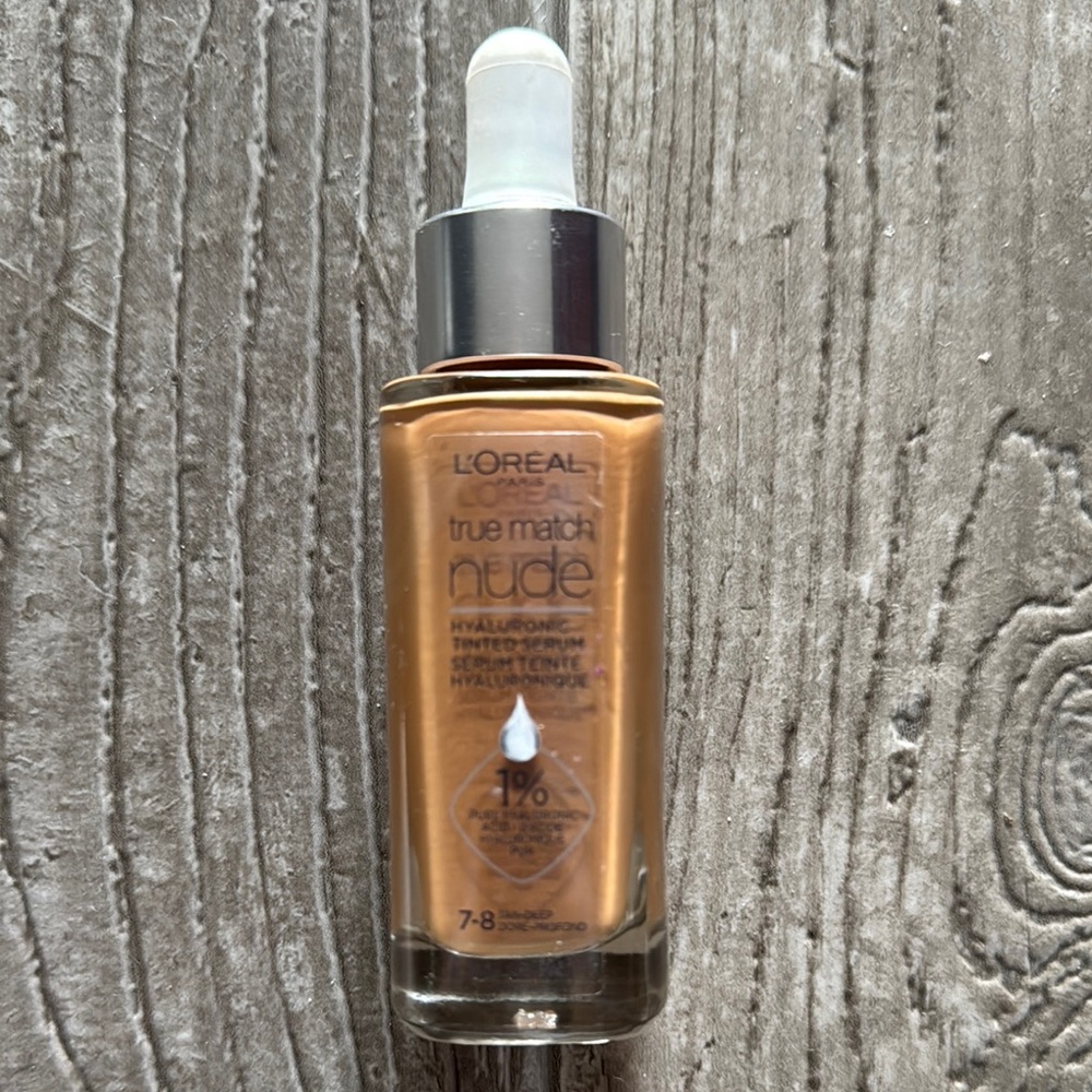 L'Oreal True Match Nude Hyaluronic Tinted Serum - Tan